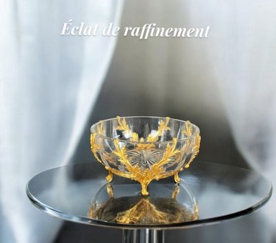 CUT CRYSTAL CUP WITH A GILT BRONZE MOUNT WITH OAK LEAF DECOR