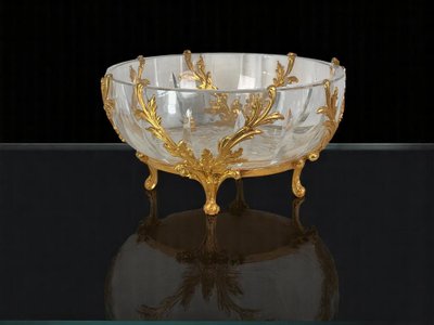 CUT CRYSTAL CUP WITH A GILT BRONZE MOUNT WITH OAK LEAF DECOR