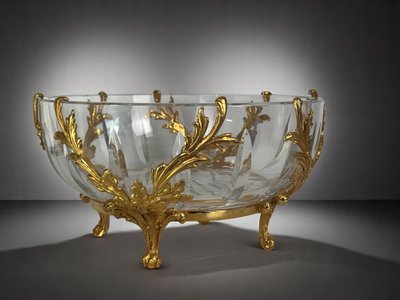 CUT CRYSTAL CUP WITH A GILT BRONZE MOUNT WITH OAK LEAF DECOR
