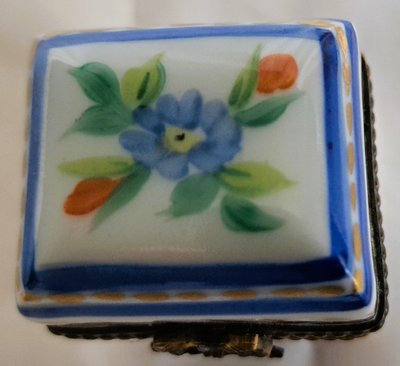 Pretty hand-painted porcelain pill box 2 bottles