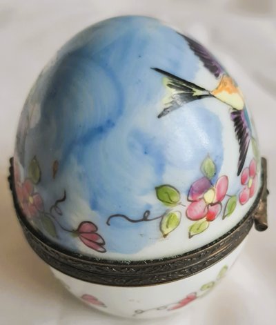 Jolie Boîte à pilules de collection en porcelaine peinte à la main 1 flacon