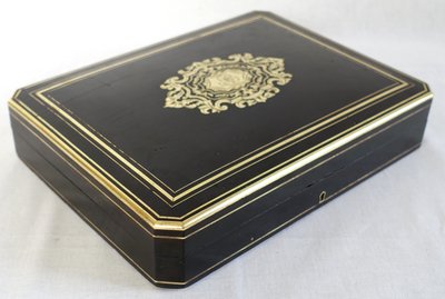 Scatola da gioco in legno d'ebano e intarsio Boulle
