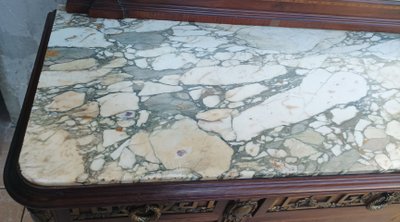 Credenza Luigi XVI impiallacciata in mogano con intarsi in legno pregiato