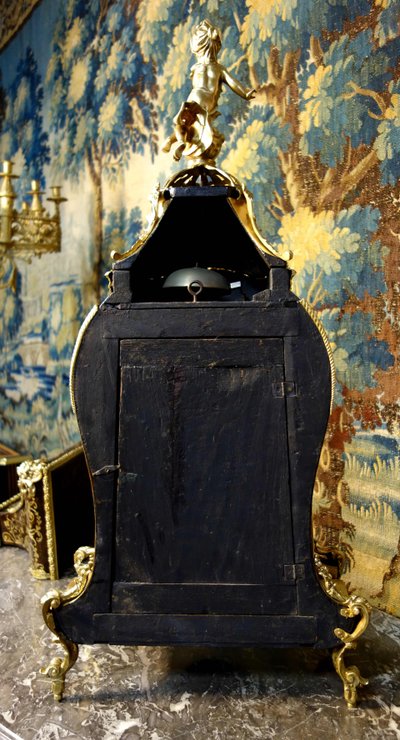 Großes geigenförmiges Wandkartell aus Boulle-Marketerie, Saint Martin in Paris