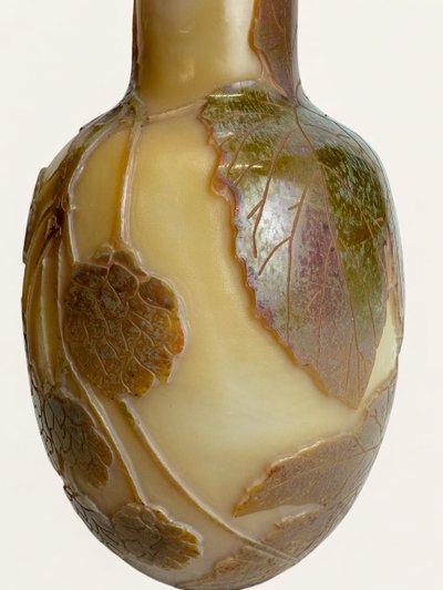 Legras Saint Denis Vase a décor des Houblons 