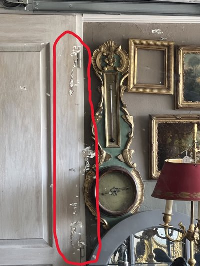 LARGE XVIIIth CENTURY MIRROR IN GOLDEN SCULPTURED AND STUQUED WOOD WITH MERCURY ICE