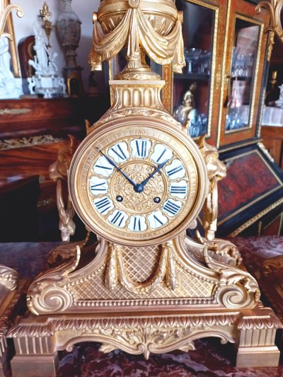 Important Louis XVI style mantel set XIXth century