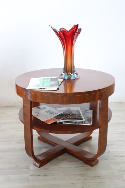 Art Deco Round Coffee Table In Walnut, 1930s
