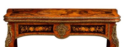 Table à jeux en marqueterie de bois de rose