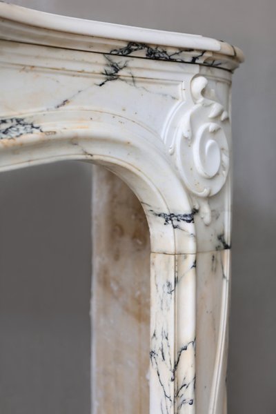 Cheminée ancienne en marbre