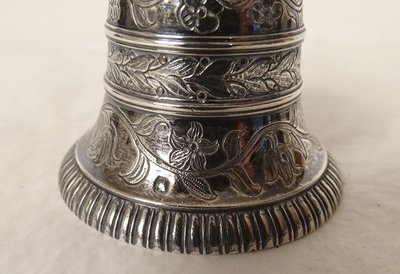Cloche Clochette De Table Argent Massif Minerve Fleurs 114gr XIXème Siècle
