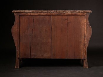 Commode Dite à Moustache. Époque Louis XIV, Première Moitié Du XVIIIe Siècle
