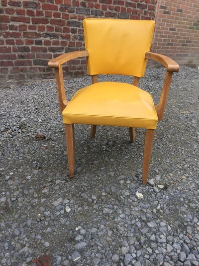 Suite De 10 Fauteuils Art Déco, Chêne Et Cuir Circa 1930/1950