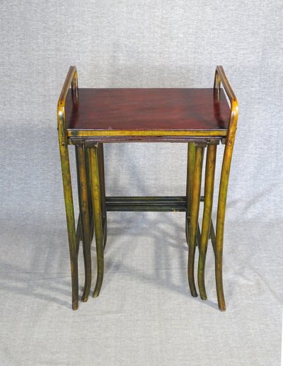 Tables gigognes par KOHN, Sécession viennoise, 1910 , 2 teintes
