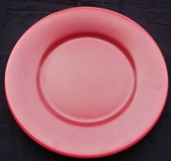 Set of 12 large Gien presentation plates, red/garnet color
