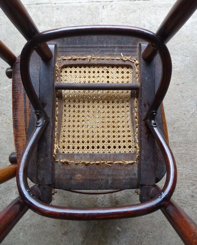2 KOHN N°399 caned chairs, circa 1910, No Thonet
