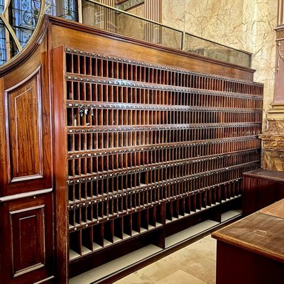 Large hotel reception counter (11.5m) with back counter (16.9m)