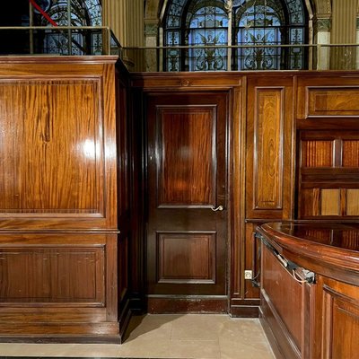 Large hotel reception counter (11.5m) with back counter (16.9m)