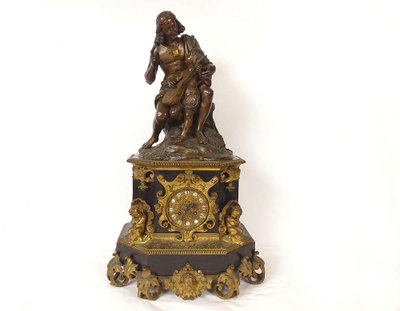 Orologio da tavolo in bronzo italiano a forma di pescatore Candelabro Napoleone III XIX secolo