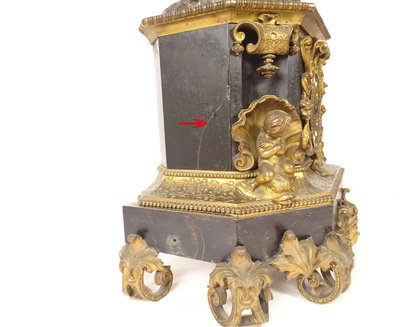Orologio da tavolo in bronzo italiano a forma di pescatore Candelabro Napoleone III XIX secolo