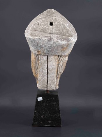 Portrait Sculpté D’un évêque, XVe Siècle