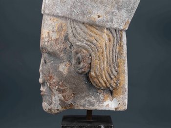 Portrait Sculpté D’un évêque, XVe Siècle