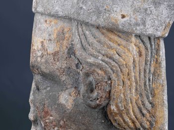 Portrait Sculpté D’un évêque, XVe Siècle
