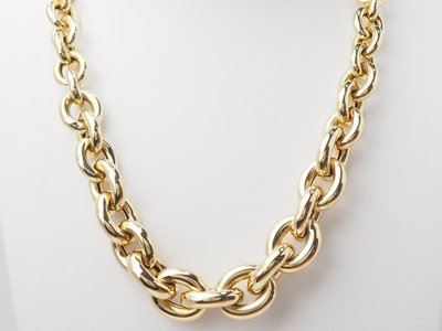 Collier maille forçat ronde en chute en or jaune 