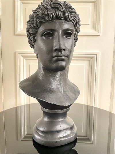 France, Circa 1970/1980 , Buste En Plâtre « Tête De Bénévent » Dans Le Goût De L’antique.