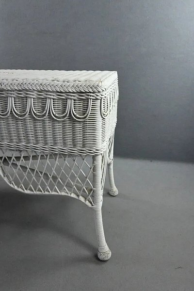 Console Néo Classique En Rotin  Laqué ,circa 1970