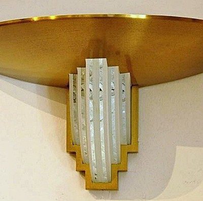 Jean Perzel, Paire d'Appliques 542 Bis En Métal Doré Et Verre Dépoli. Edition Atelier Perzel