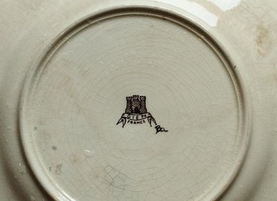 Large Gien earthenware plate model Rambouillet by J. Bertholle