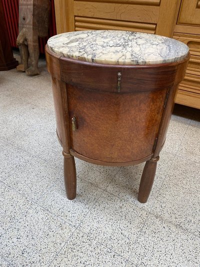 Two Art Deco bedside tables, which could make a pair, circa 1920/1930