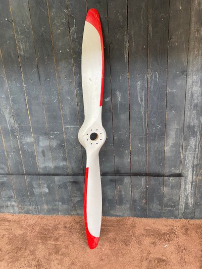 Echter alter Flugzeugpropeller , Herkunft Kanada