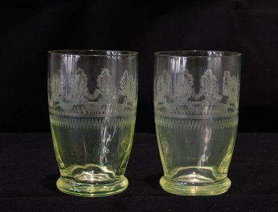 Deux verres gravés en Ouraline, vers 1900