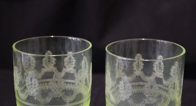 Deux verres gravés en Ouraline, vers 1900