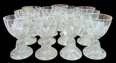 12 anciens verres apéritif cristal Saint Louis 