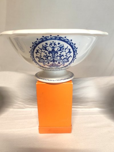 Manufacture de GIEN. Service de table en faïence modèle Rouen 1932. Années 60. 28 pièces