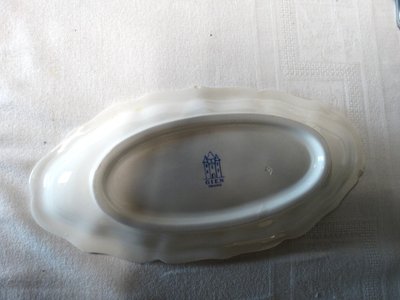 Manufacture de GIEN. Service de table en faïence modèle Rouen 1932. Années 60. 28 pièces