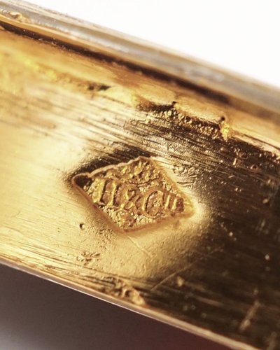 Scatola rotonda con gemelli in argento vermeil e tartaruga in stile russo - 63g