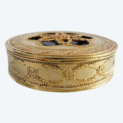 Scatola rotonda con gemelli in argento vermeil e tartaruga in stile russo - 63g
