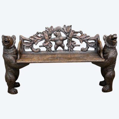 BANC AUX OURS FORET NOIRE EN BOIS SCULPTÉ A DÉCOR D OURSON ÉPOQUE FIN XIX e