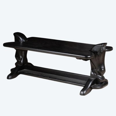 Table De Salon A Decor De Têtes De Chevaux , Chêne Noirci, Circa 1970