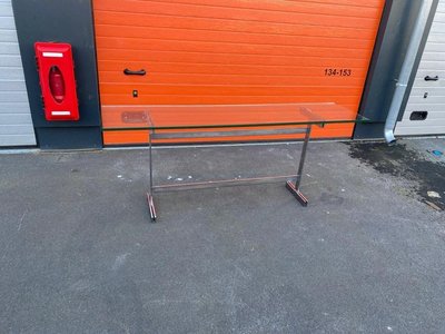 Elegante console in acciaio e vetro di Guy Lefevre, 1970 circa