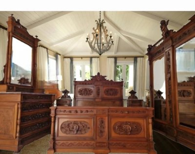 Ensemble de chambre à coucher italien ancien de la Renaissance