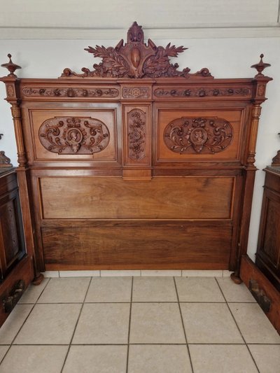 Ensemble de chambre à coucher italien ancien de la Renaissance