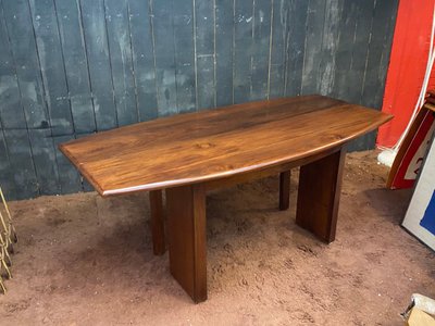Grande Et élégante Console , Faisant Table, En Teck Circa 1960