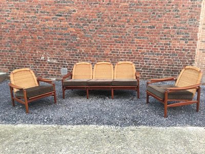 Salon Scandinave En Teck Comportant Une Banquette Et Deux Fauteuils Circa 1970