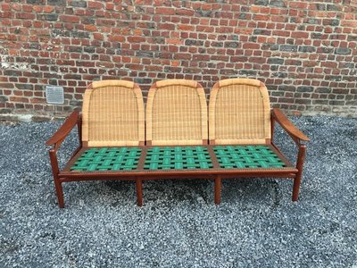 Salon Scandinave En Teck Comportant Une Banquette Et Deux Fauteuils Circa 1970