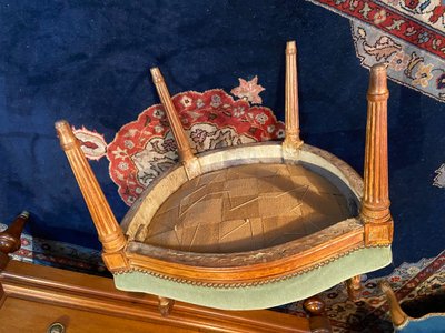 Fauteuil cabriolet velours vert d'époque XVIIIe Louis XVI